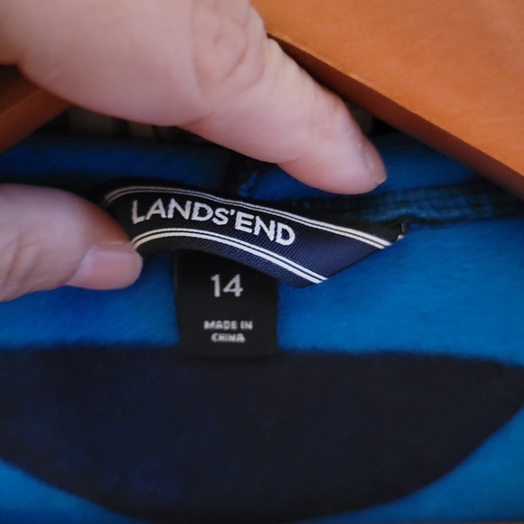 Lands End Kids Robe - Picture 2 of 2